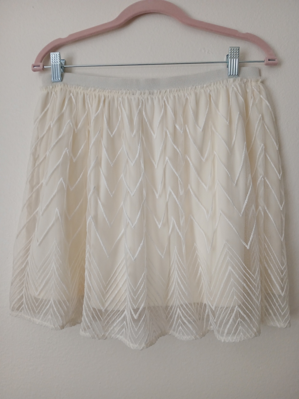 American Eagle Outfitters Cream Embroidered Mesh Mini Skirt Women's Small Lined - Picture 2 of 6